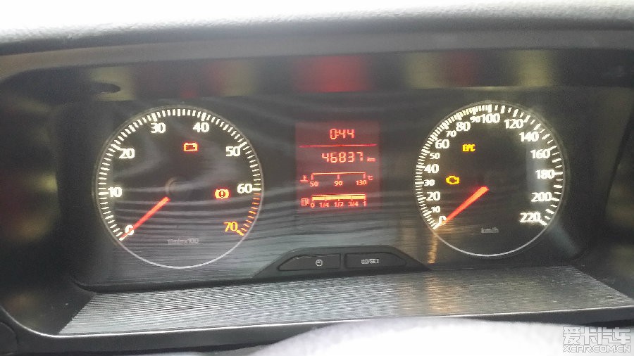 黄瓜木耳怎样炒好吃?看厨师长的操作,素菜也能炒的别开生面-milan米兰(图1) milan米兰app官网