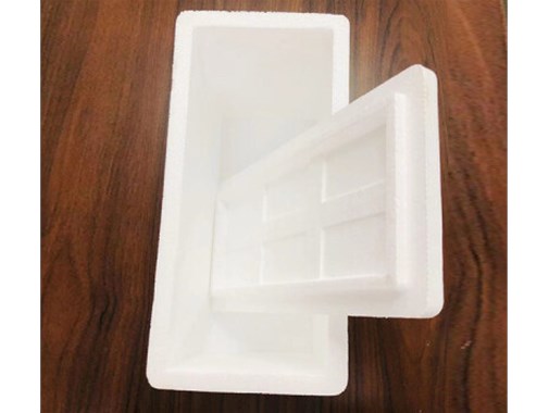 厚泡沫包装盒由于其独特的性能而在我们的生活中被广泛使用